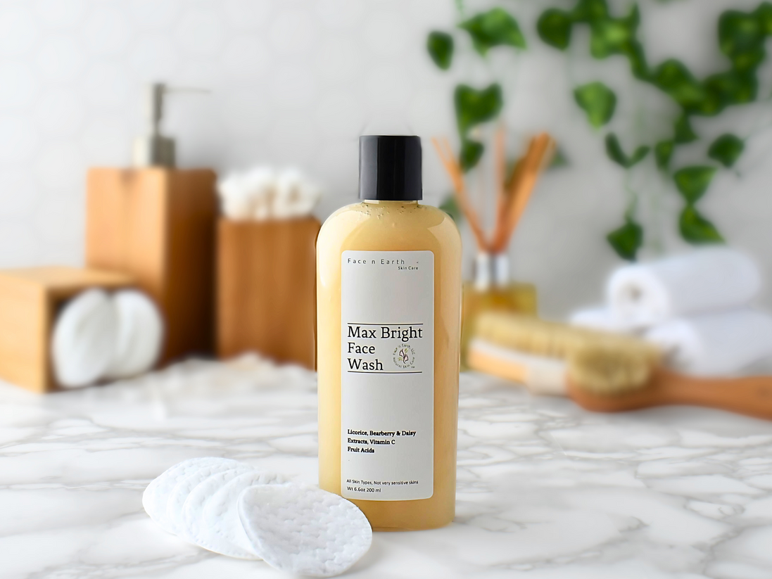 Max Bright Cleanser with Vitamin C & Licorice - Facenearth